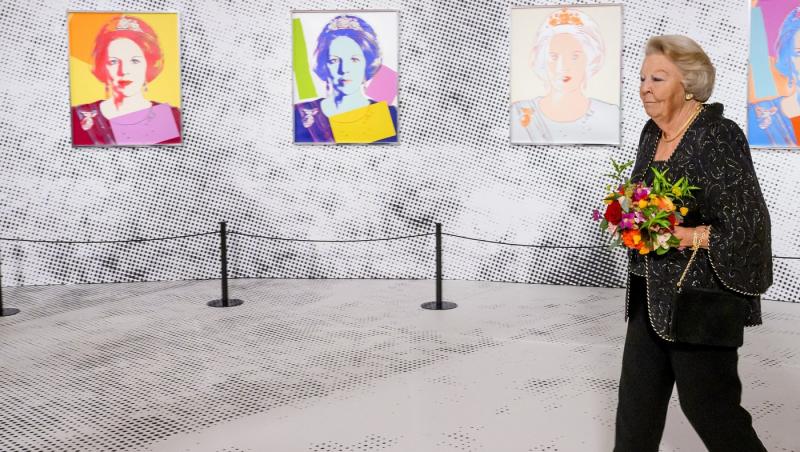 Obiecte de artă aruncate la gunoi de Primărie. Mai bine de 40 de opere de artă valoroase au ajuns la pubele. Cum a fost posibil