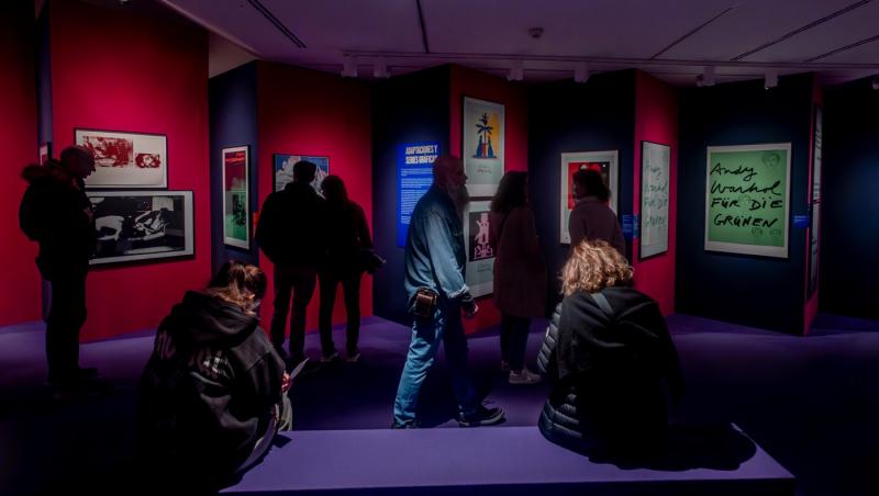 Obiecte de artă aruncate la gunoi de Primărie. Mai bine de 40 de opere de artă valoroase au ajuns la pubele. Cum a fost posibil