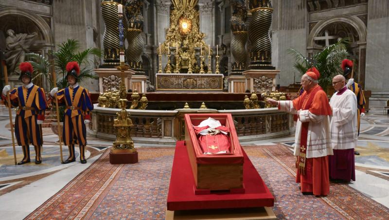 Înmormântarea Papei Francisc. Programul ceremoniei de la Vatican. Ce lideri mondiali sosesc la Roma