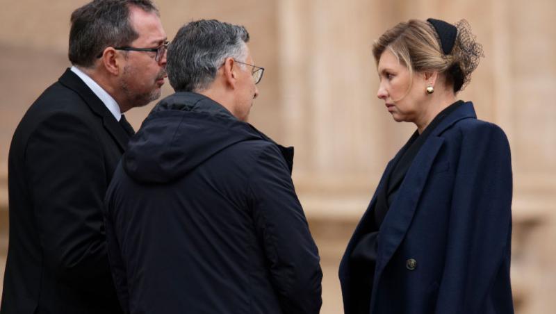 Olena Zelenska, soția lui Volodimir Zelenski, apariție copleșitoare la înmormântarea Papei Francisc. Ce detaliu a atras atenția