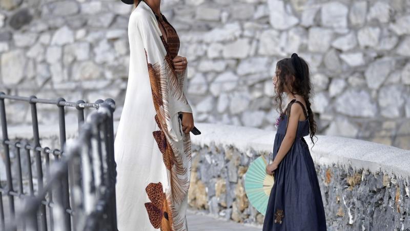 Mădălina Ghenea i-a organizat fiicei sale o aniversare ca în povești! Charlotte a împlinit opt ani și este copia fidelă a mamei ei