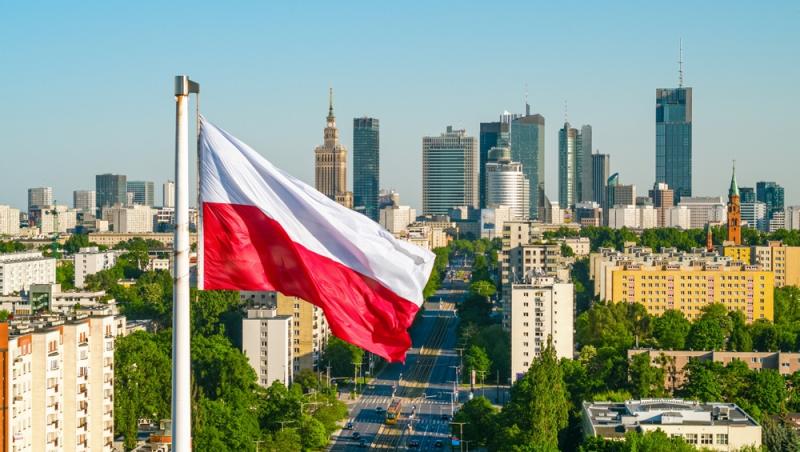 Din 17 aprilie nu se mai pot face poze în locurile publice din unele orașe. Ce țară a adoptat legea și la ce sumă se ridică amenda