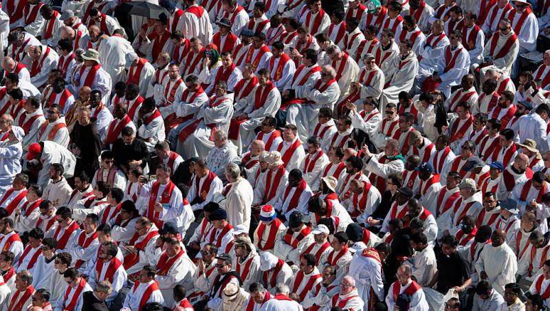 S-a stabilit data la care Conclavul se întrunește pentru alegerea noului Papă. Ce a anunțat Vaticanul