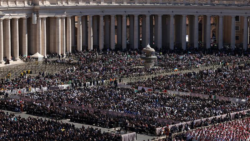 S-a stabilit data la care Conclavul se întrunește pentru alegerea noului Papă. Ce a anunțat Vaticanul