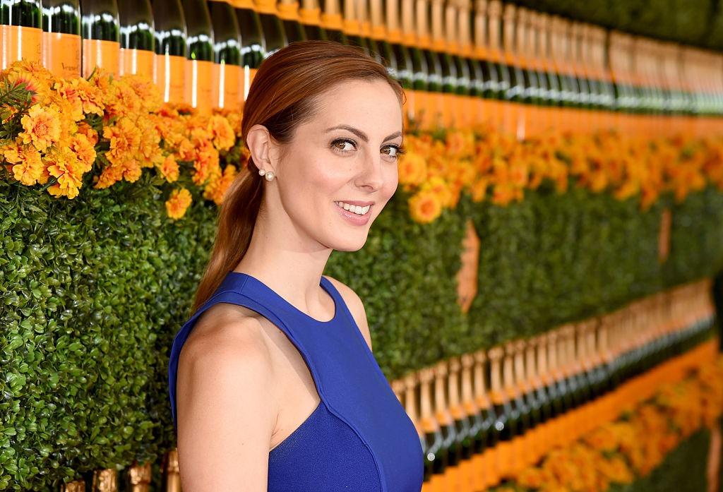Eva Amurri îmbrăcată într-o rochie albastrăm fără mâneci