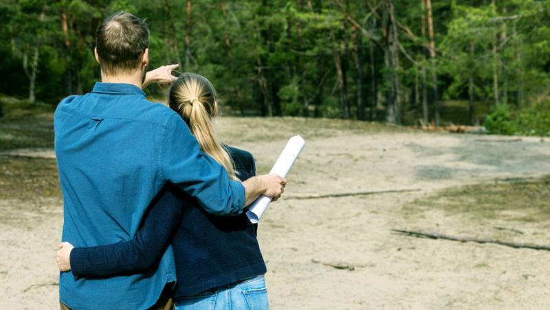 Ce sunt bunurile imobile și de câte feluri sunt? (P)