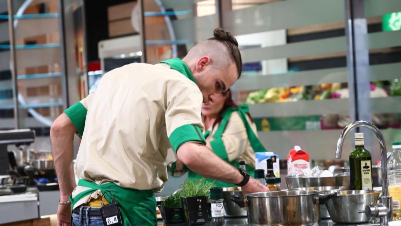 Chefi la cuțite, 29 aprilie 2025. Cine a câștigat al șaselea battle și ce amuletă s-a dat! Ce concurent a fost eliminat după duel