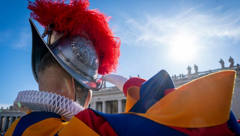 Ce înseamnă să îl păzești pe Papa. Un bărbat din Garda Elvețiană a povestit întreaga experiență: „În tinerețe voiam să fiu artist”