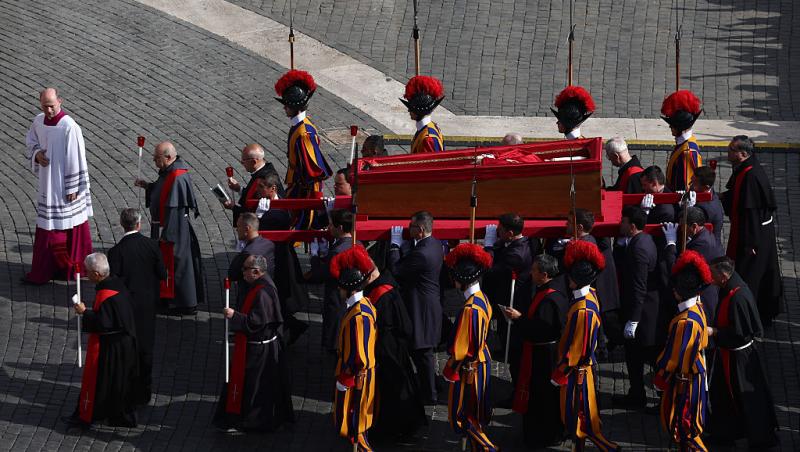 Ce înseamnă să îl păzești pe Papa. Un bărbat din Garda Elvețiană a povestit întreaga experiență: „În tinerețe voiam să fiu artist”