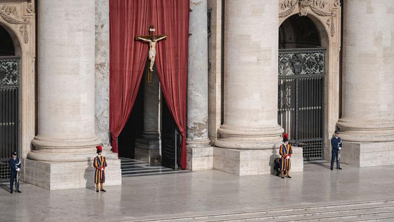 Ce înseamnă să îl păzești pe Papa. Un bărbat din Garda Elvețiană a povestit întreaga experiență: „În tinerețe voiam să fiu artist”