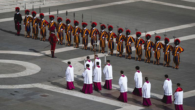 Ce înseamnă să îl păzești pe Papa. Un bărbat din Garda Elvețiană a povestit întreaga experiență: „În tinerețe voiam să fiu artist”