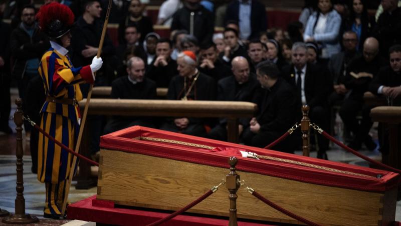 Ce înseamnă să îl păzești pe Papa. Un bărbat din Garda Elvețiană a povestit întreaga experiență: „În tinerețe voiam să fiu artist”