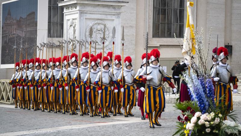 Ce înseamnă să îl păzești pe Papa. Un bărbat din Garda Elvețiană a povestit întreaga experiență: „În tinerețe voiam să fiu artist”