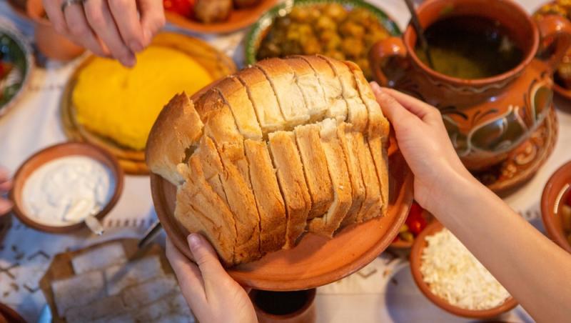 Cât a ajuns să coste kilogramul de carne de miel înainte de Paște. Românii au nevoie de un buget considerabil pentru sărbători