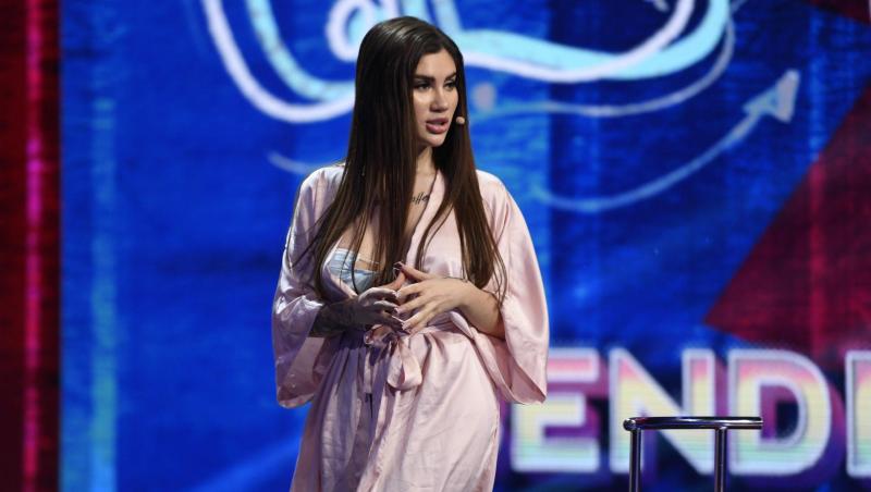 Scandal de proporții între Tzancă Uraganu și Bia Khalifa. Reacția manelistului după ce tânăra a făcut publice mesajele de la el