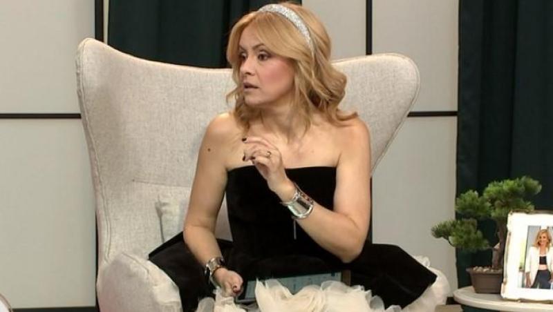 Imagini emoționante de la nunta Simonei Gherghe. Prezentatoarea TV și soțul ei au sărbătorit 8 ani de căsnicie