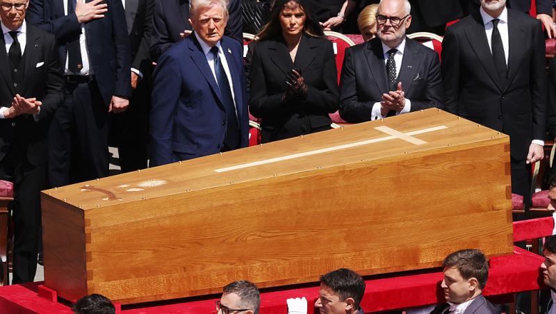 Donald Trump a glumit că și-ar dori să devină Papă. Pe cine ar prefera ca Suveran Pontif: „Vom vedea ce se întâmplă” | Video