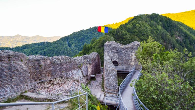 Cetatea Poenari, închisă temporar la doar câteva săptămâni de la redeschidere. Care este cauza de această dată
