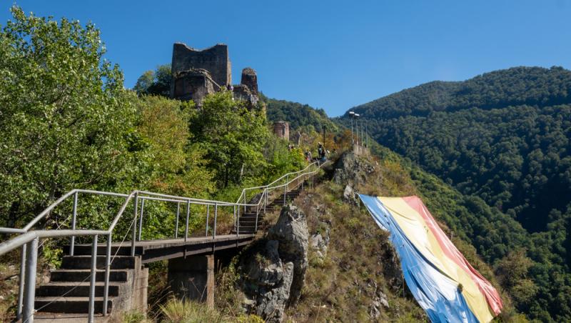 Cetatea Poenari, închisă temporar la doar câteva săptămâni de la redeschidere. Care este cauza de această dată