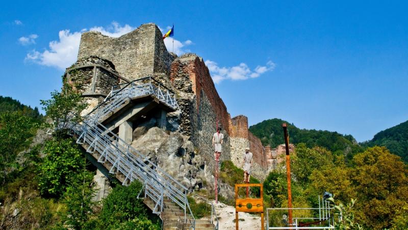 Cetatea Poenari, închisă temporar la doar câteva săptămâni de la redeschidere. Care este cauza de această dată