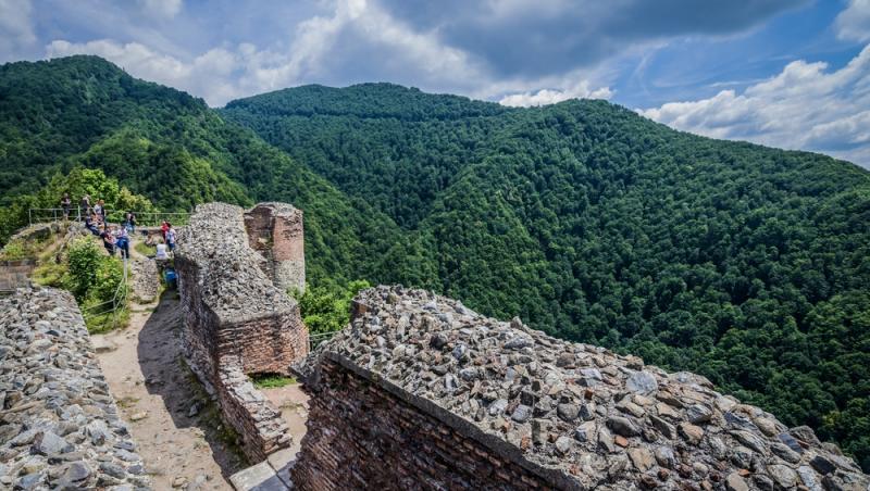 Cetatea Poenari, închisă temporar la doar câteva săptămâni de la redeschidere. Care este cauza de această dată