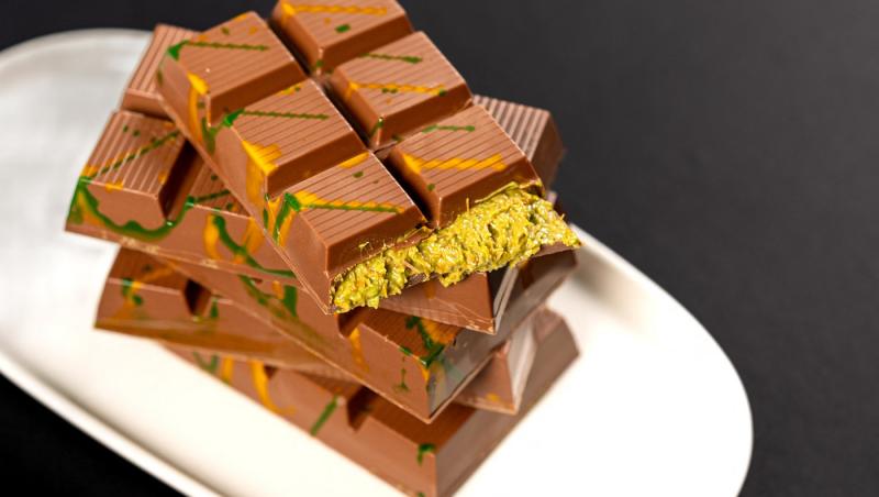 Gustarea mai bună decât ciocolata Dubai. Care e acum cel mai nou trend peTikTok. Imaginile care au facut înconjurul internetului