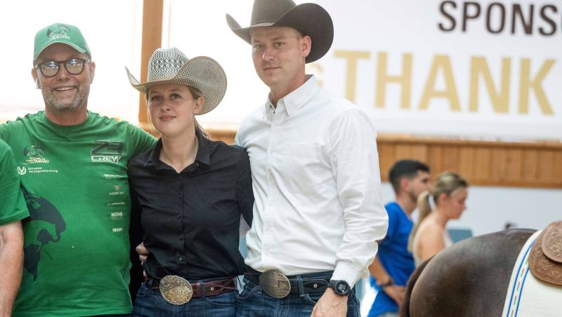 Nou membru în familia Schumacher. Legendarul pilot a devenit bunic. Prima poză cu tânăra familie