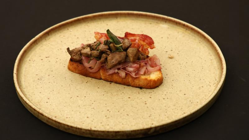 Chefi la cuțite, 8 aprilie 2025. Cine a câștigat penultima bombă cu amulete. Ce concurenți au impresionat jurații