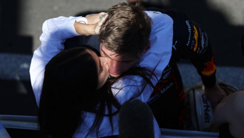 Cum arată iubita lui Max Verstappen cu doar câteva săptămâni înainte de a naște.Campionul mondial va deveni tată pentru prima dată