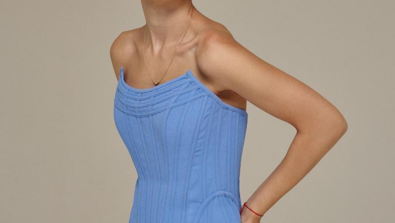 Cum arăta Karina Jianu înainte să se tundă atât de scurt. Actrița, de nerecunoscut cu părul lung