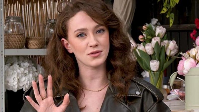 Maria Țăpușă, apariție răvășitoare la un eveniment monden. Rochia cu decolteu abisal care a atras toate privirile