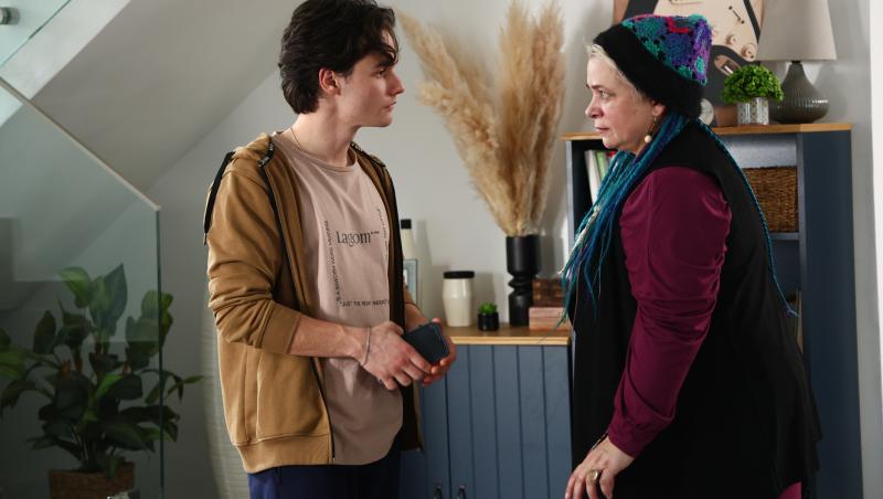 Ana, Mi-ai fost scrisă în ADN | Episodul 17. Sandra crede că e însărcinată cu Matei. Ce secrete află Victoria