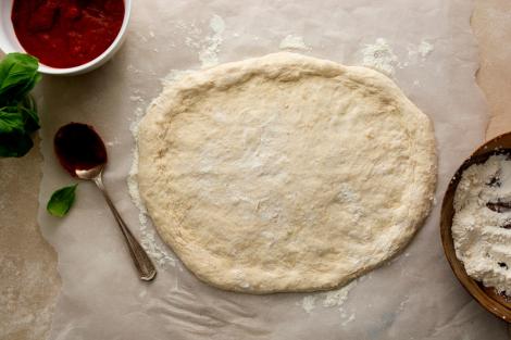 Aluat rapid de pizza. Cum să faci acasă pizza cu costuri minime