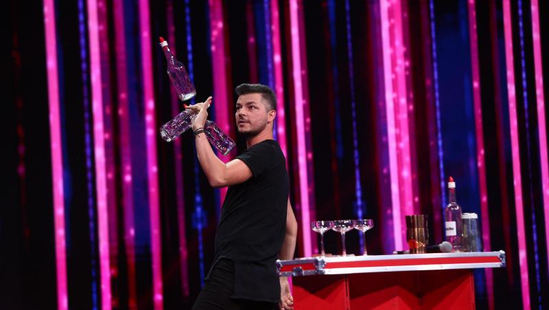 Valentin Luca și Roxana Ghiorghian s-au căsătorit! Cât de frumoși au arătat aceștia în fotografiile postate și ce ținute au purtat