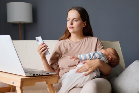 Cum să faci față provocărilor parentingului în era social media