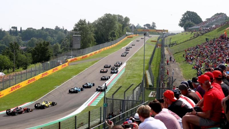 Program Formula 1™, Marele Premiu al regiunii Emilia-Romagna. Vezi spectacolul LIVE pe canalele Antena și în AntenaPLAY, 16-18 mai