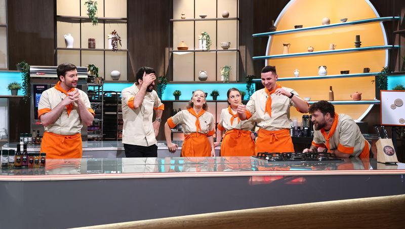 Chefi la cuțite, 13 mai 2025. Cine a câștigat battle-ul doisprezece. O concurentă din echipa mov a fost eliminat