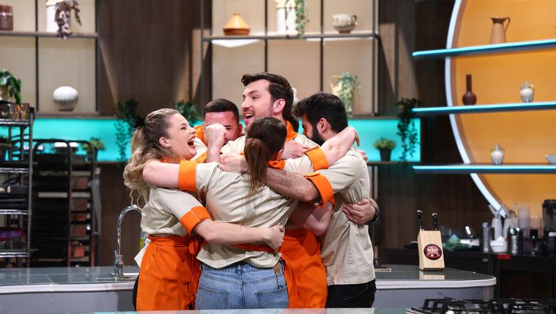 Chefi la cuțite, 13 mai 2025. Cine a câștigat battle-ul doisprezece. O concurentă din echipa mov a fost eliminat