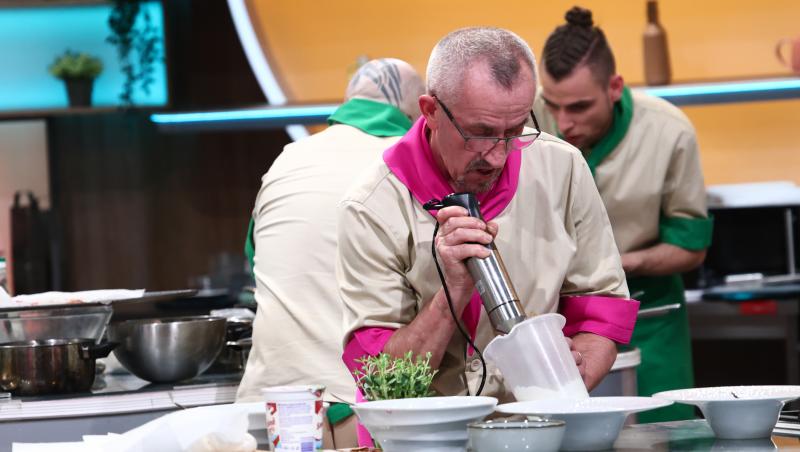 Chefi la cuțite, 13 mai 2025. Cine a câștigat battle-ul doisprezece. O concurentă din echipa mov a fost eliminat