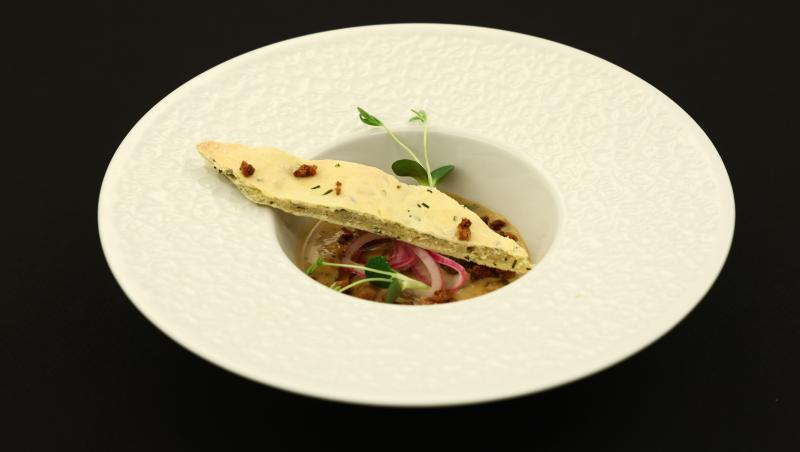 Chefi la cuțite, 13 mai 2025. Cine a câștigat battle-ul doisprezece. O concurentă din echipa mov a fost eliminat