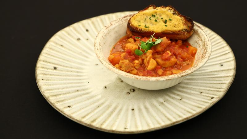 Chefi la cuțite, 13 mai 2025. Cine a câștigat battle-ul doisprezece. O concurentă din echipa mov a fost eliminat