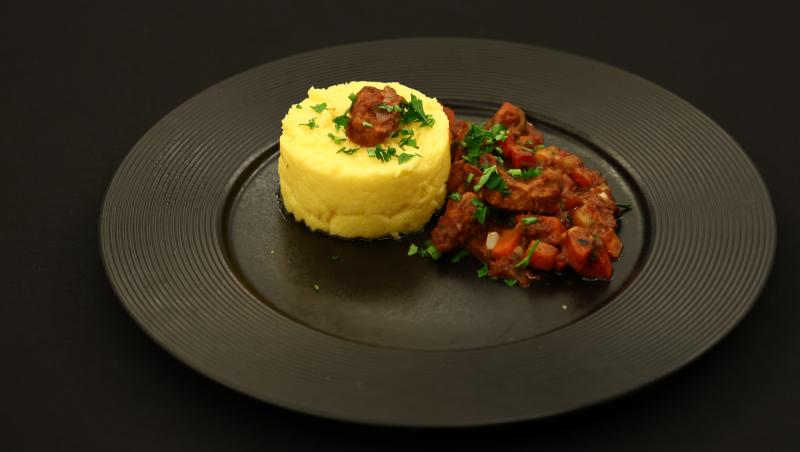 Chefi la cuțite, 13 mai 2025. Cine a câștigat battle-ul doisprezece. O concurentă din echipa mov a fost eliminat