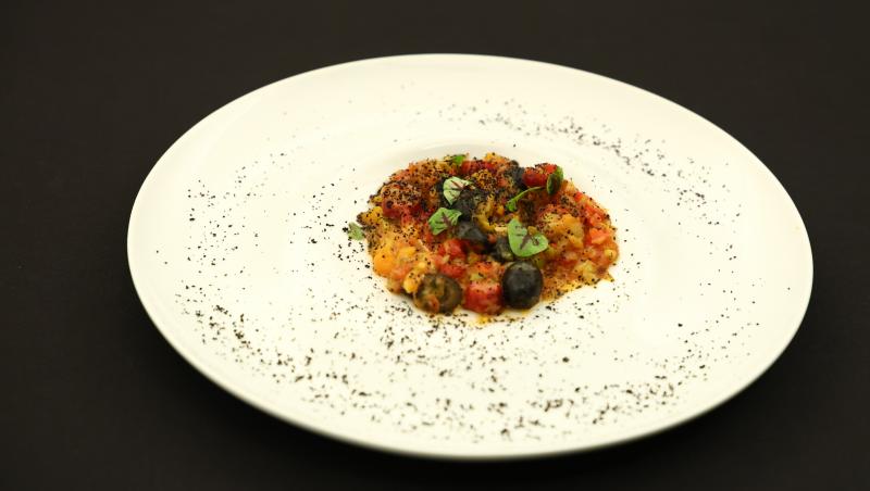 Chefi la cuțite, 13 mai 2025. Cine a câștigat battle-ul doisprezece. O concurentă din echipa mov a fost eliminat