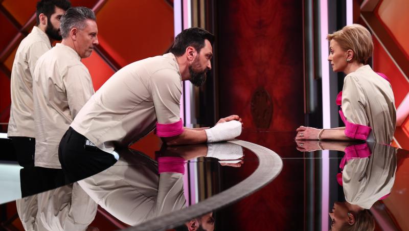 Chefi la cuțite, 13 mai 2025. Cine a câștigat battle-ul doisprezece. O concurentă din echipa mov a fost eliminat