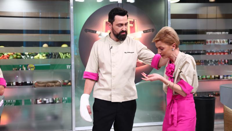 Chefi la cuțite, 13 mai 2025. Cine a câștigat battle-ul doisprezece. O concurentă din echipa mov a fost eliminat