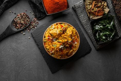 Biryani de pui - rețetă. Cum se gătește celebrul preparat indian cu orez