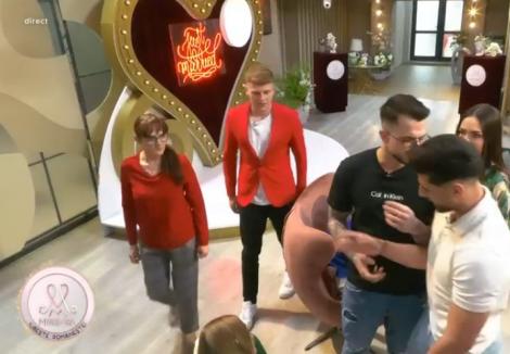 Mireasa sezonul 11. Scandalul dintre Adrian și Teo a continuat și în pauză. Iubitul Emmei a izbucnit în lacrimi în live