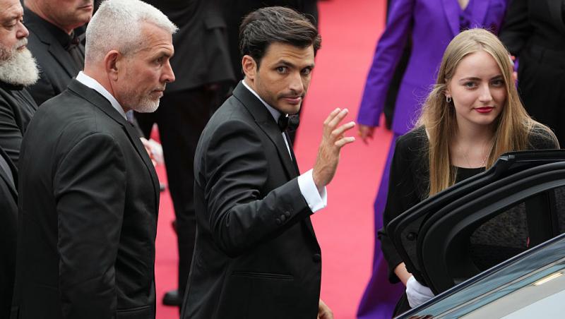 Festivalul de Film de la Cannes a atras o sumedenie de vedete. Carlos Sainz Jr. a pășit pe covorul roșu într-o companie selectă