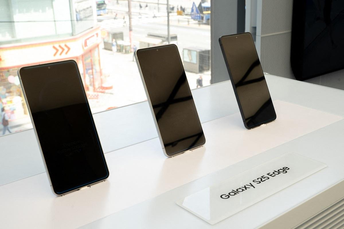 Samsung a dezvăluit cel mai subțire smartphone Galaxy S25. Ce detaliu ascunde dispozitivul