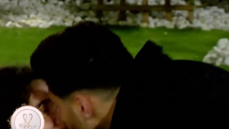 Mireasa sezonul 11. După ce au rupt cunoașterea, Liliana și Teo au dansat romantic, fiind la un pas să se sărute
